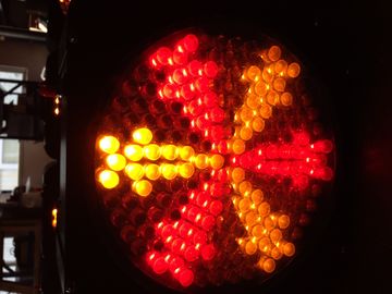 198pcs 10mm RGBWA 無線 LED の標準の缶、電池式 LED の標準ライト